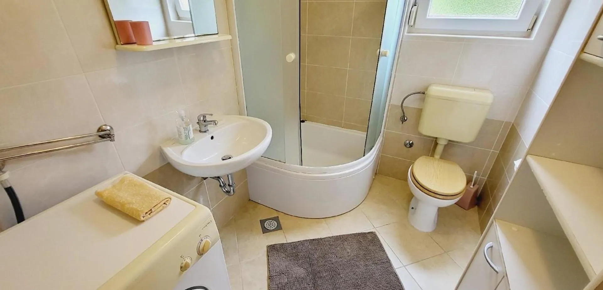 Ferienwohnung Fuer 4 Personen Ca 80 Qm In Njivice, Kvarner Bucht Krk Apartment
