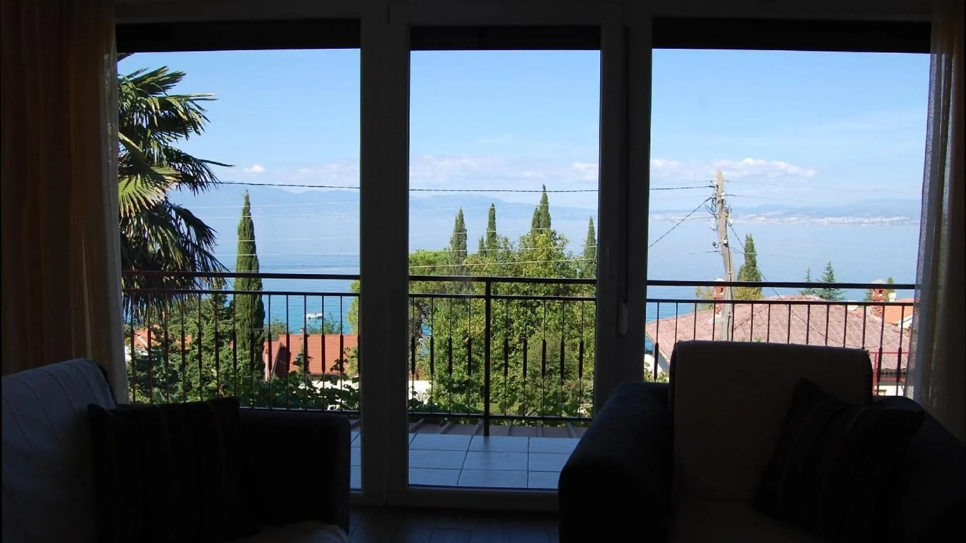 Apartment Ferienwohnung Fuer 4 Personen Ca 80 Qm In Njivice, Kvarner Bucht Krk Croatia